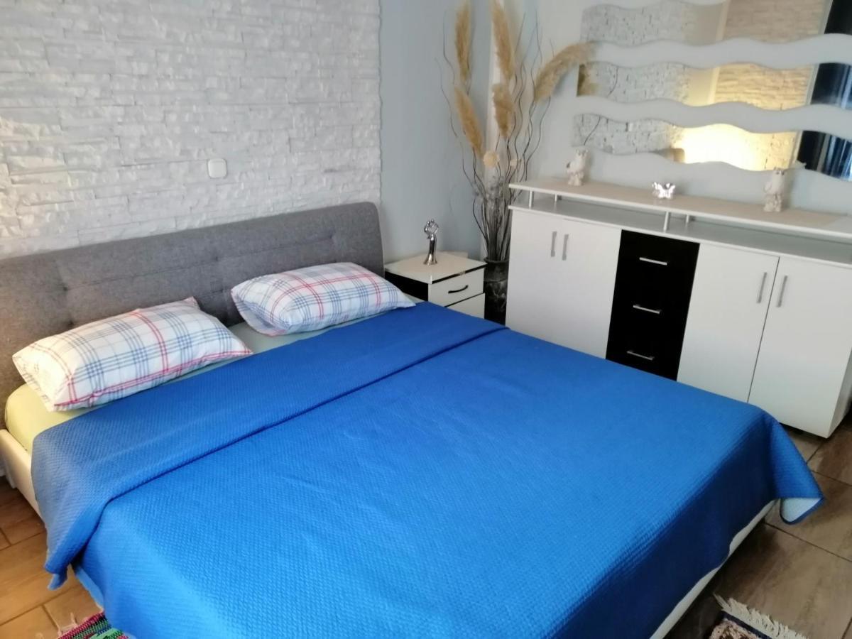 Apartments Katja ポレッチ エクステリア 写真