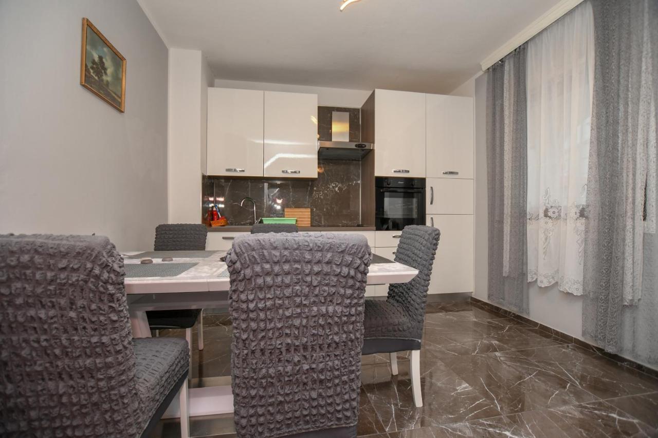 Apartments Katja ポレッチ エクステリア 写真