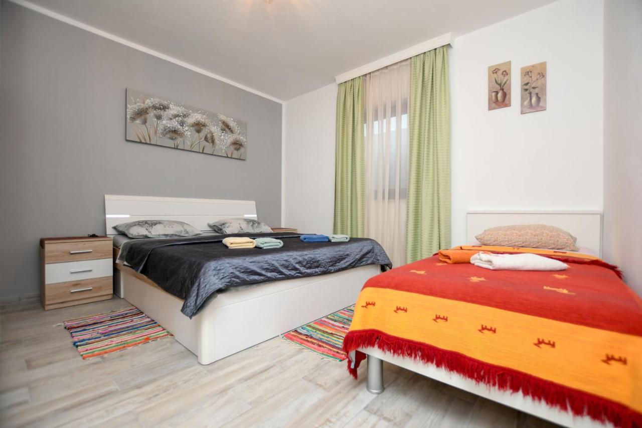 Apartments Katja ポレッチ エクステリア 写真
