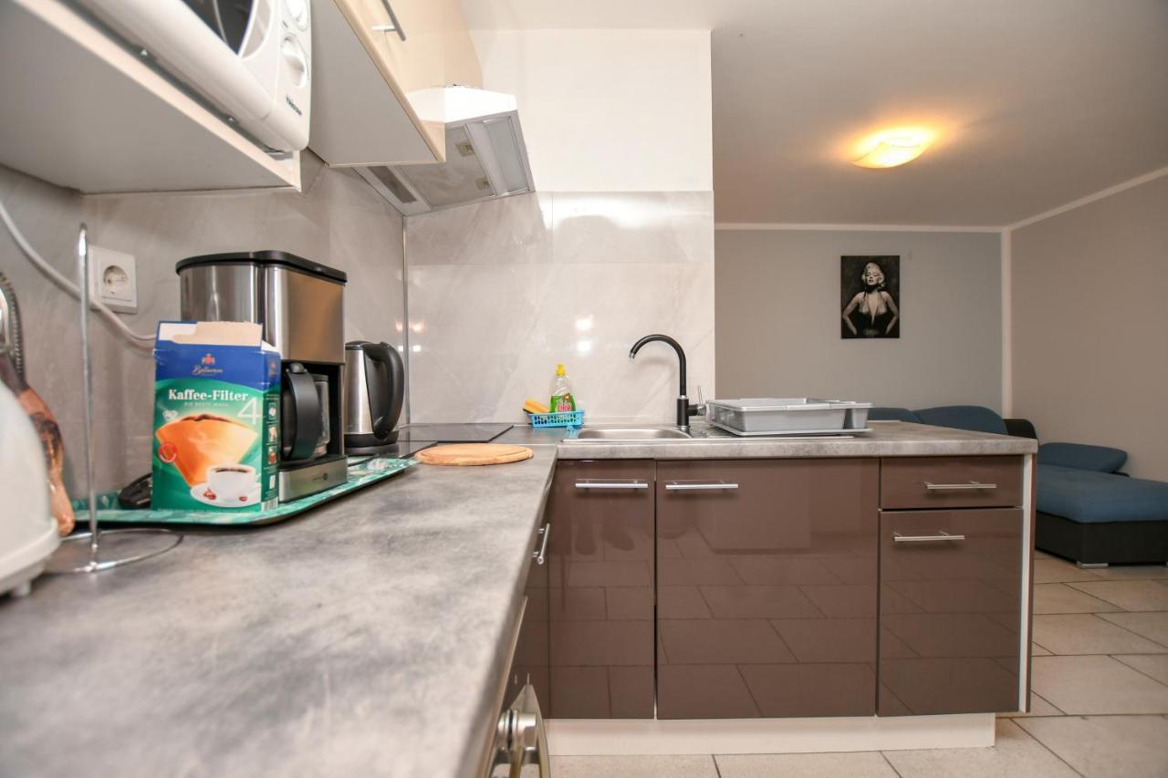 Apartments Katja ポレッチ エクステリア 写真