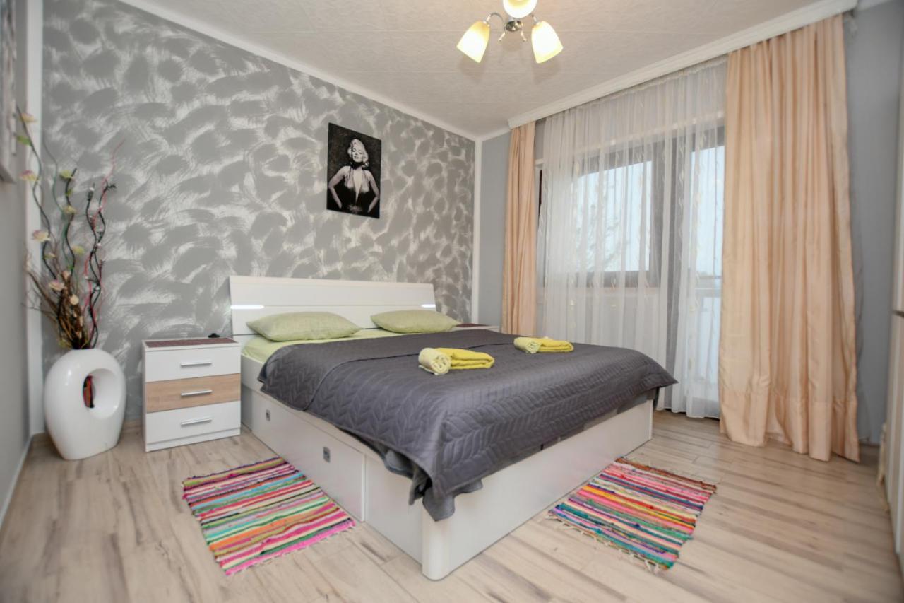 Apartments Katja ポレッチ エクステリア 写真