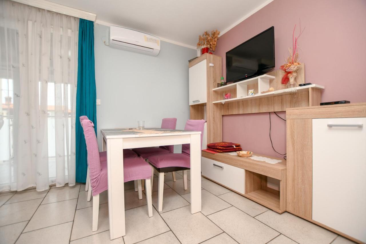 Apartments Katja ポレッチ エクステリア 写真