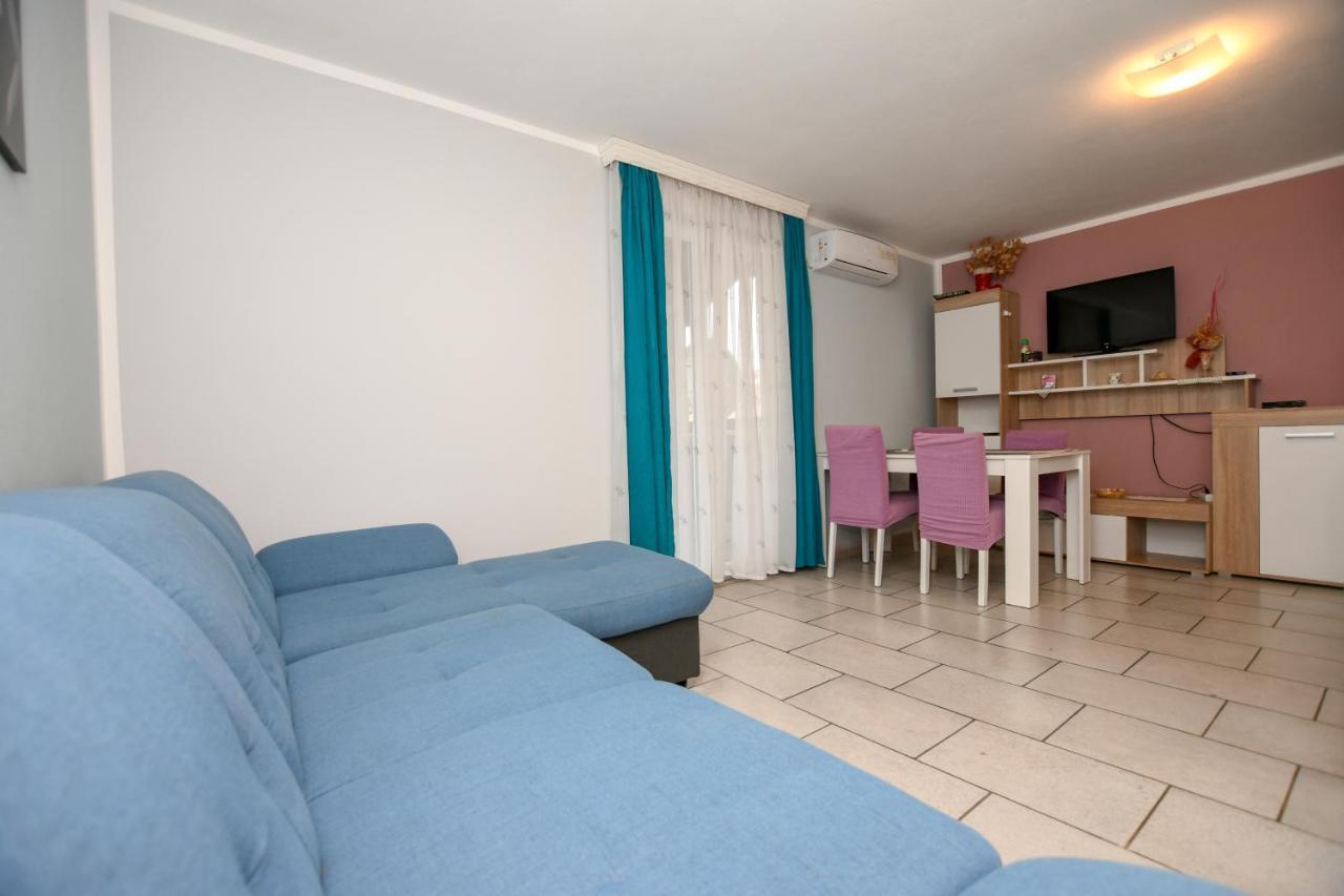 Apartments Katja ポレッチ エクステリア 写真